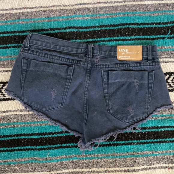 One by one teaspoon Bonita shorts - Picture 2 of 3